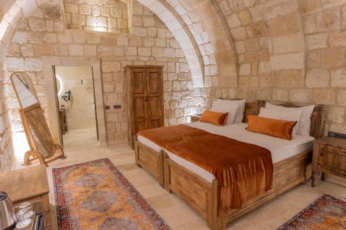 chakra special caves