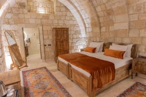 chakra special caves