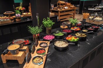 thon hotel br nn ysund