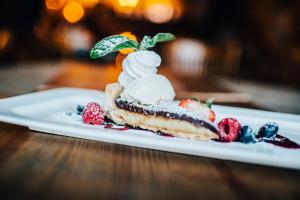 the explorer hotel yellowknife