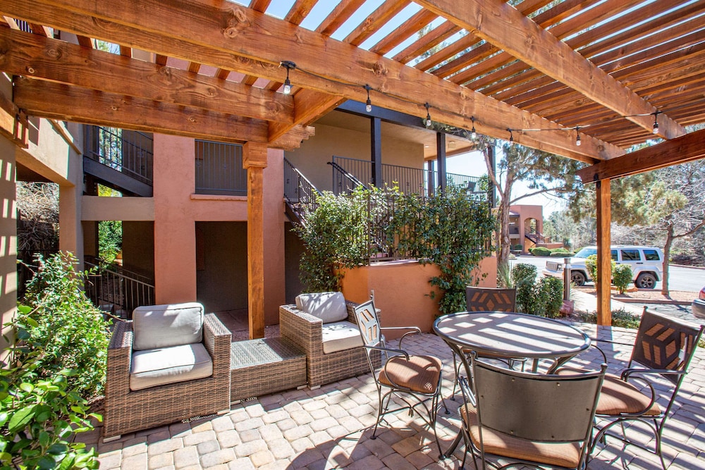 arroyo pinion hotel ascend hotel collection