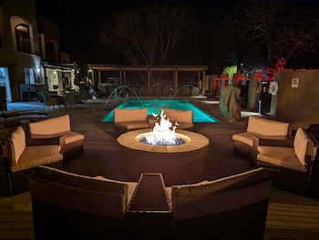 arroyo pinion hotel ascend hotel collection