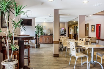 arroyo pinion hotel ascend hotel collection