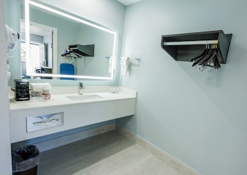 baymont by wyndham branson thousand hills