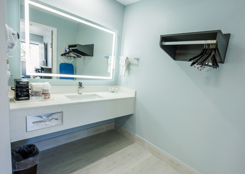 baymont by wyndham branson thousand hills