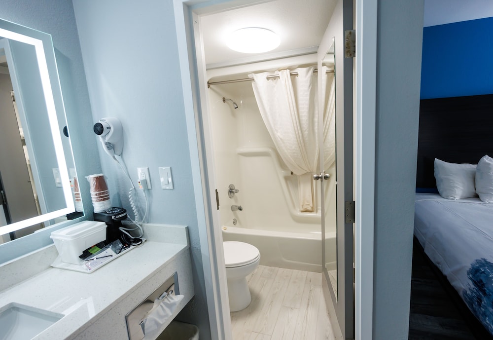 baymont by wyndham branson thousand hills