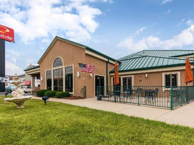 baymont by wyndham branson thousand hills