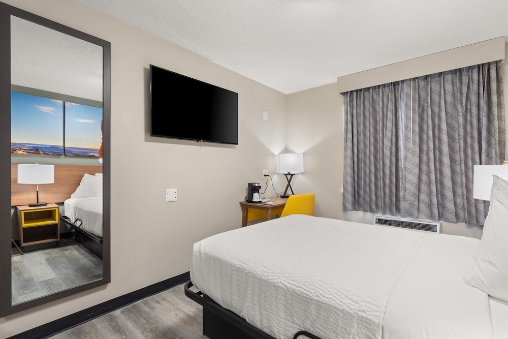 days inn by wyndham albuquerque i 25