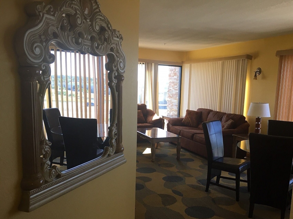 marble waters hotel and suites trademark by wyndham