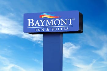 baymont by wyndham freeport texas