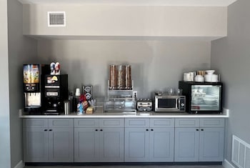 baymont by wyndham freeport texas