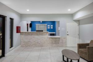 baymont by wyndham freeport texas