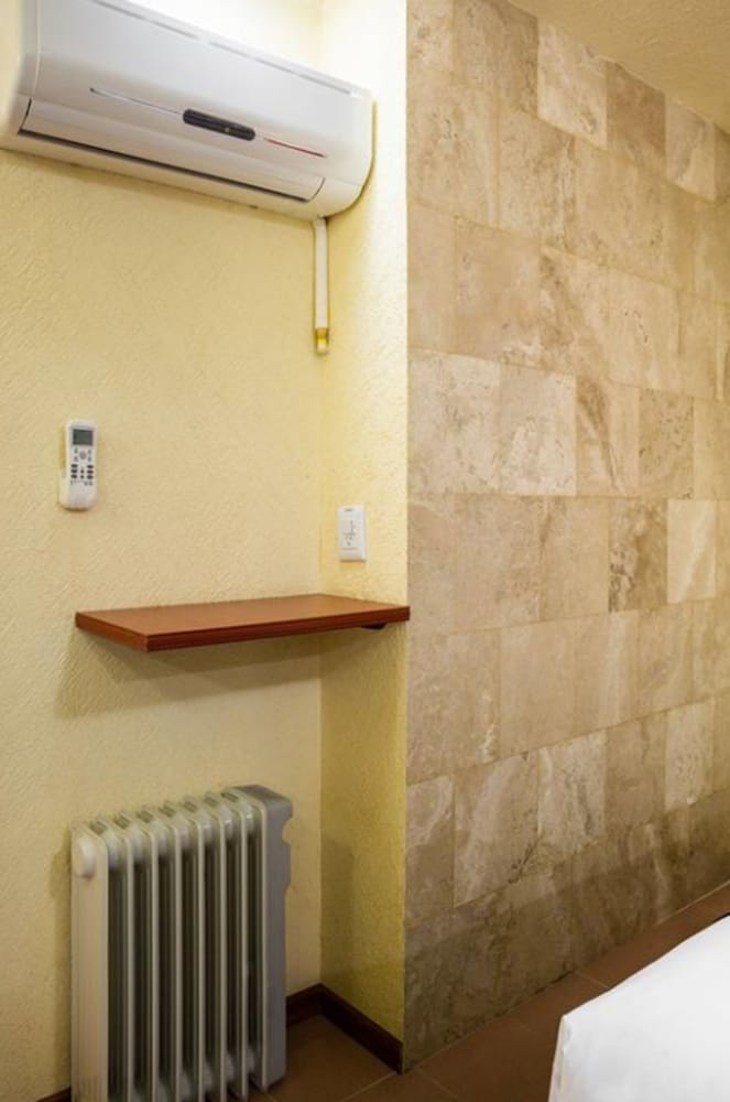 howard johnson by wyndham toluca