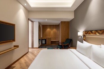 Ramada Encore By Wyndham Amritsar Airport,Near Amritsar Airport,4 star