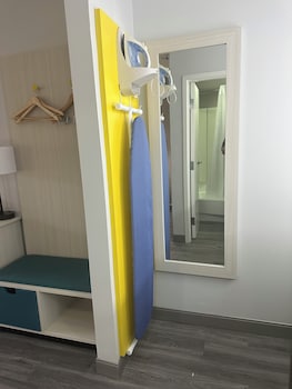 days inn by wyndham baltimore northwest