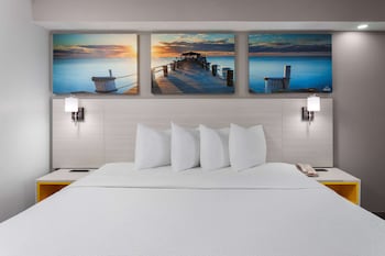 days inn by wyndham baltimore northwest