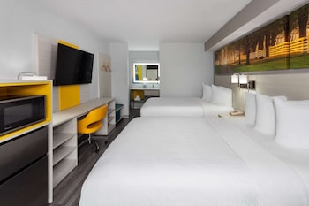 days inn by wyndham baltimore northwest