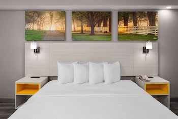 days inn by wyndham baltimore northwest