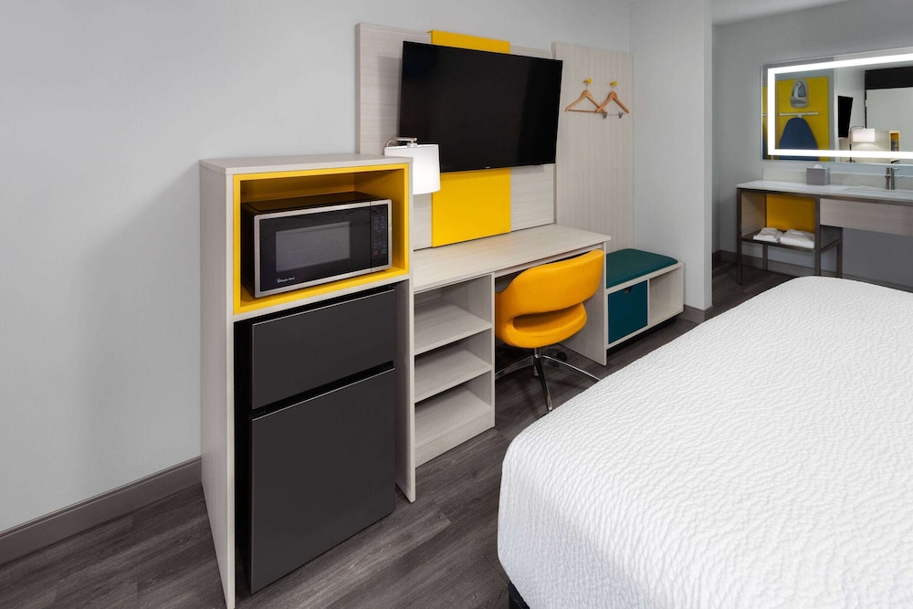 days inn by wyndham baltimore northwest