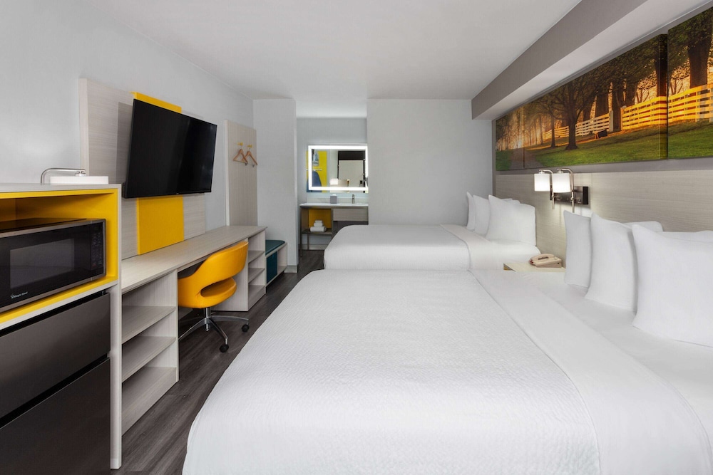 days inn by wyndham baltimore northwest