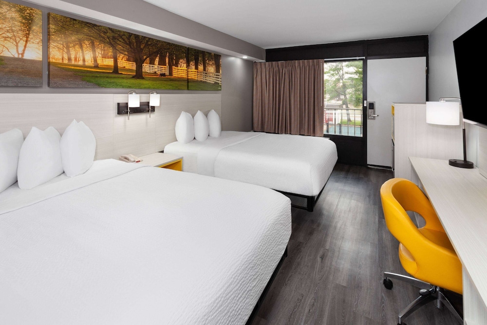 days inn by wyndham baltimore northwest