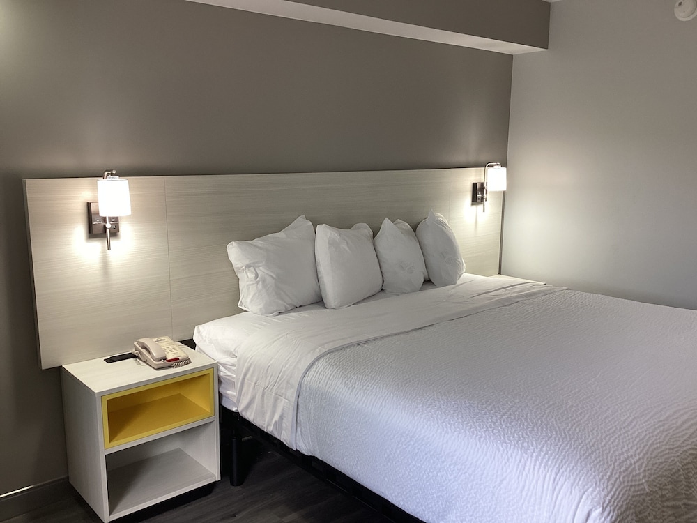 days inn by wyndham baltimore northwest