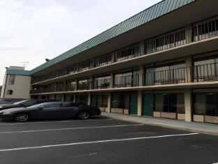 days inn by wyndham baltimore northwest