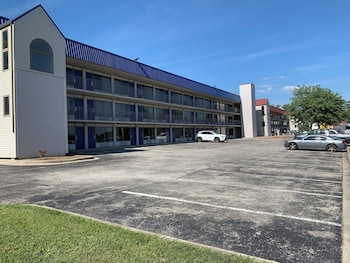 days inn by wyndham baltimore northwest