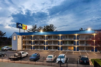 days inn by wyndham baltimore northwest
