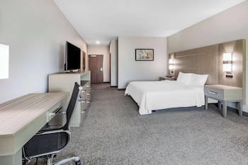 la quinta inn and suites by wyndham jackson cape girardeau