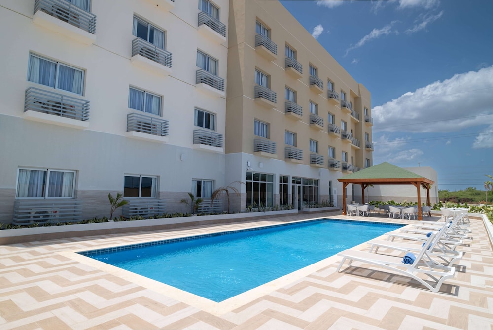 wyndham garden el morro montecristi