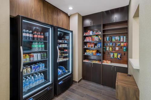 la quinta inn and suites by wyndham sulphur