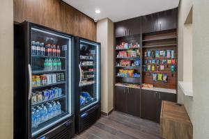 la quinta inn and suites by wyndham sulphur
