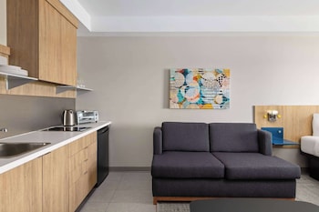 microtel by wyndham lachute