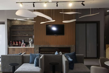 la quinta inn and suites by wyndham manchester