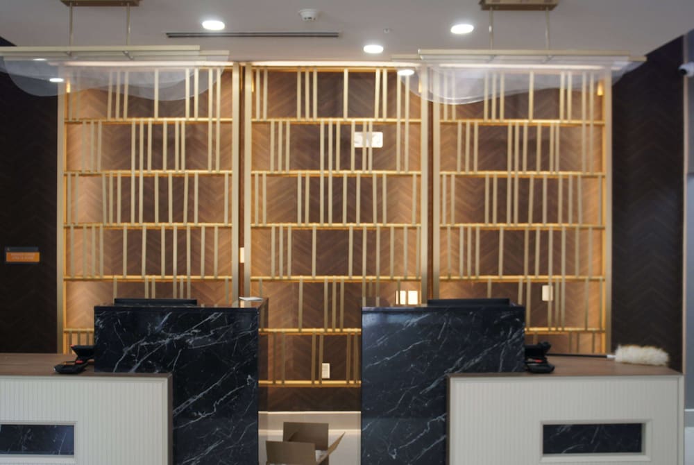 la quinta inn and suites by wyndham manchester