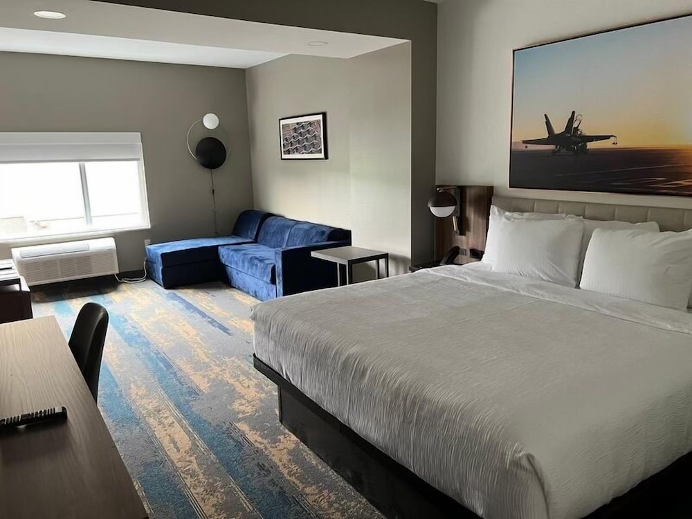 la quinta inn and suites by wyndham manchester