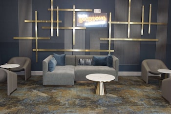 la quinta inn and suites by wyndham manchester