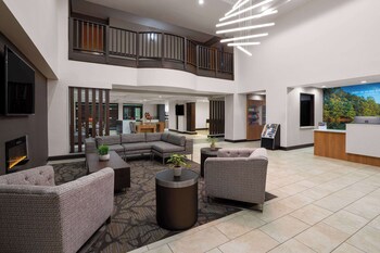 la quinta inn and suites by wyndham mooresville