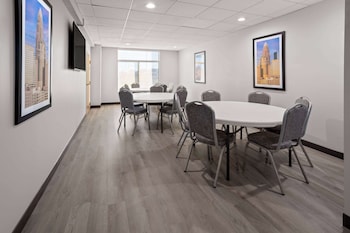 la quinta inn and suites by wyndham mooresville