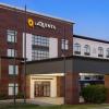 la quinta inn and suites by wyndham mooresville