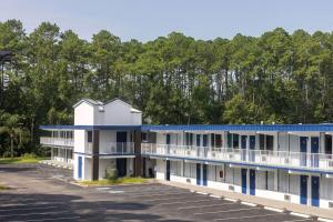 travelodge by wyndham kingsland ga
