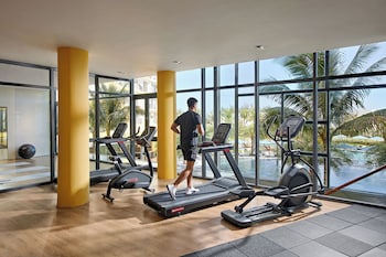 wyndham hoi an royal beachfront resort