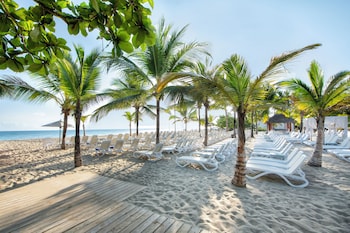 viva heavens by wyndham a trademark all inclusive