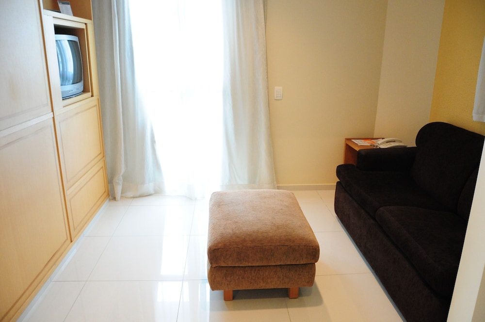 brasilia santana gold flat