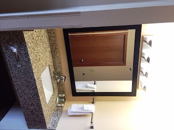 super 8 by wyndham sturtevant racine