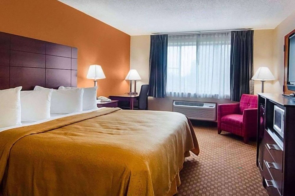 super 8 by wyndham sturtevant racine