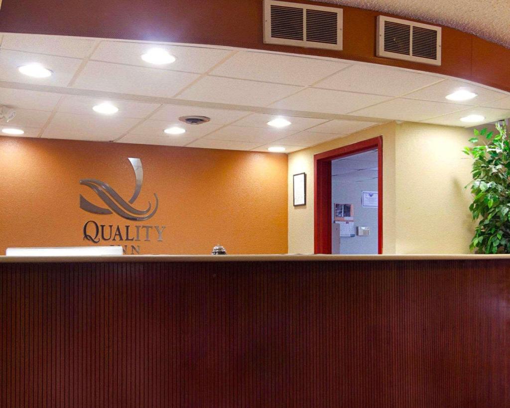 super 8 by wyndham sturtevant racine