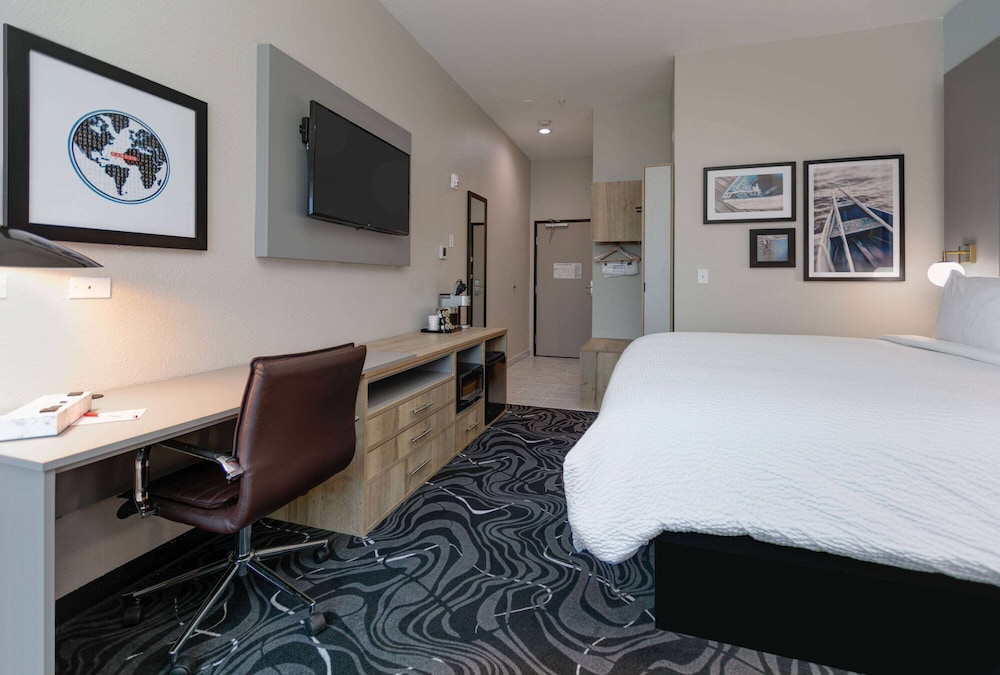 the elm a ramada by wyndham