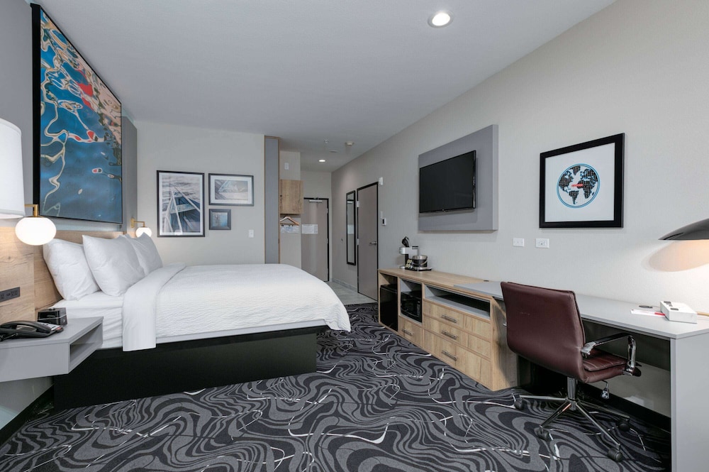 the elm a ramada by wyndham